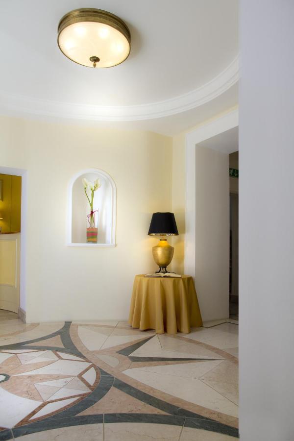 Logge Del Perugino; Sure Hotel Collection By Best Western Читта-делла-П'єве Екстер'єр фото