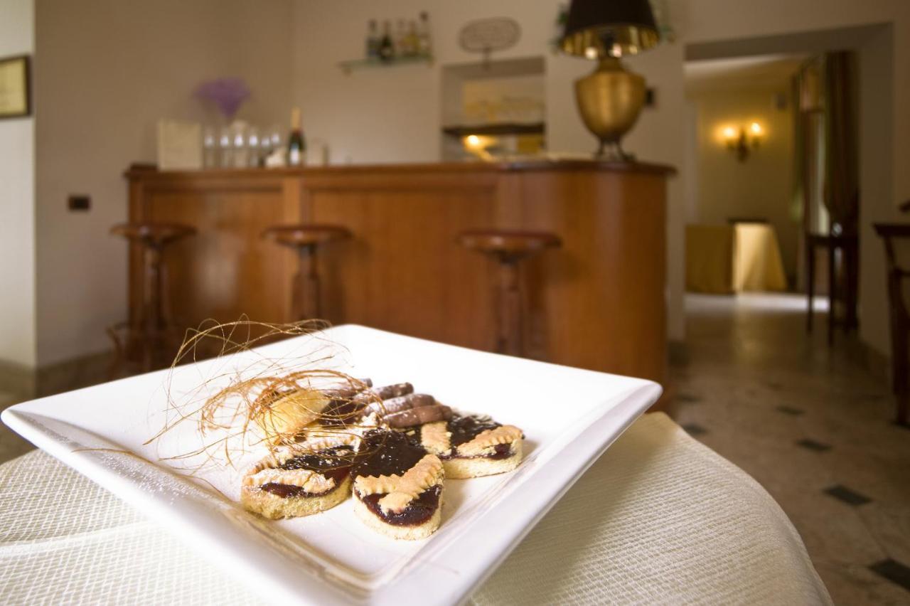 Logge Del Perugino; Sure Hotel Collection By Best Western Читта-делла-П'єве Екстер'єр фото